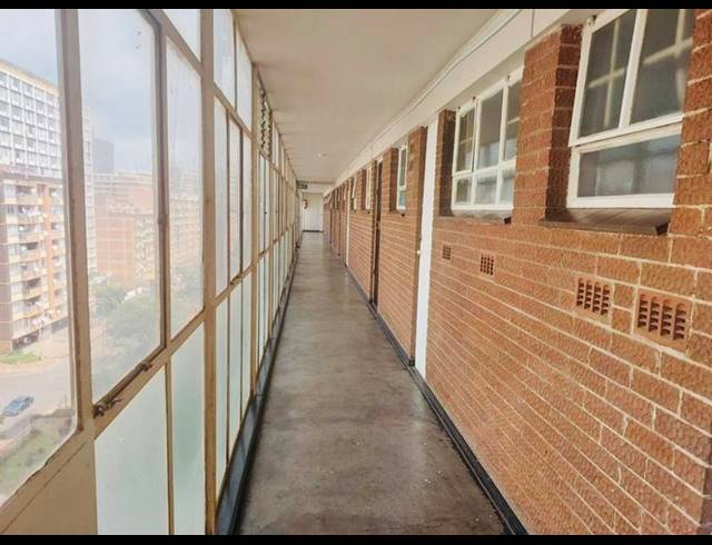 2 BEDROOM APARTMENT FOR SALE IN BEREA